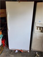 Working upright Kenmore freezer needs cleaning