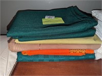 Rectangular table cloths - assorted colours