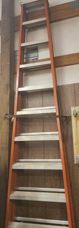 Werner 10 ft fiberglass 10 ft step ladder