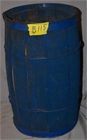 115B: Antique barrel, 17” x 10”