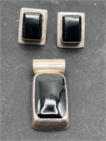 Sterling silver earrings & pendant
