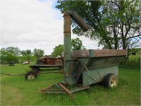 Series 20 Grain-O-Vator Auger Wagon