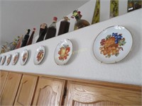 Eight Collector Plates, Fruit