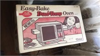 Easy bake Betty Crocker dual-temp Oven