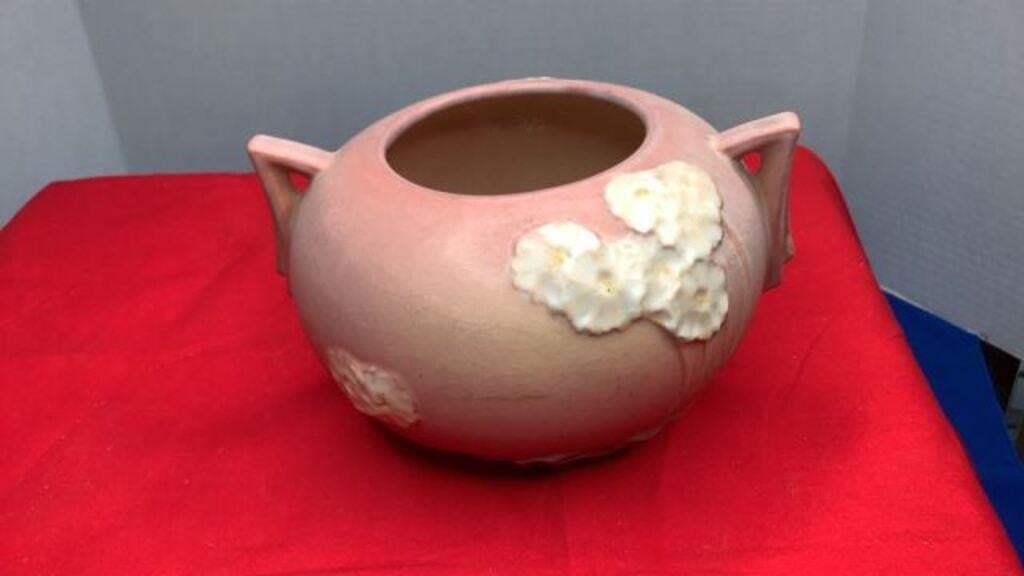 Vintage Roseville Pottery Primrose Bowl/Vase.