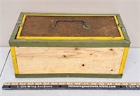 Wood Worm Box