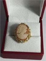 LARGE CARVED SHELL CAMEO RING
