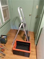 Step Ladder & Collapsible Basket