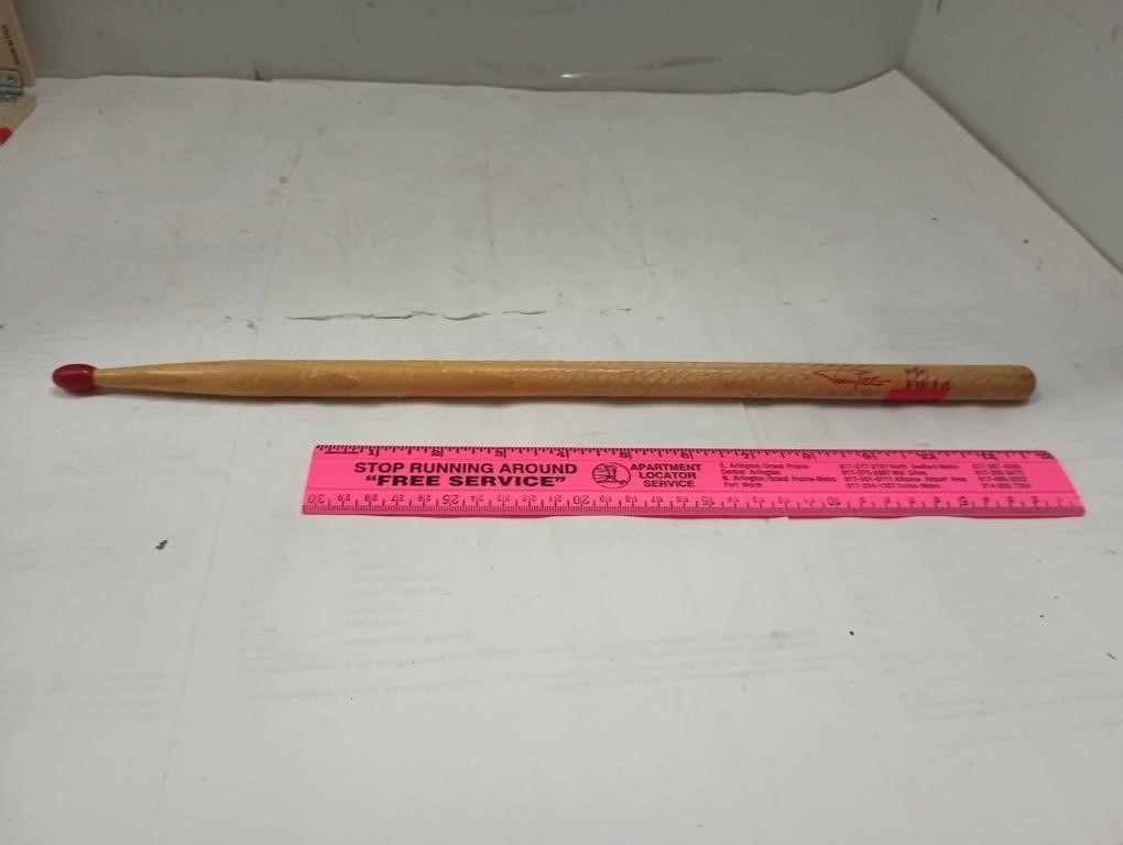 Tommy Lee Red Tip Drum Stick Vic Firth