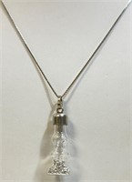 NEAT STERLING FLAKE SILVER PENDANT & CHAIN