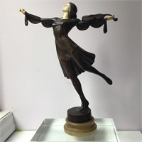 J ULRICH BRONZE AND IVORY STATUE VIOLINIST