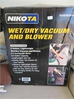 Wet/Dry Vacuum & Blower