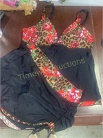 Small womens swimsuit black/leopard/red roses