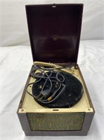 VM Tri-O-Speed Model 121 Record Player, Untested