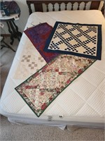 Quilted table runners & mats - lgst appr 29" x 38"