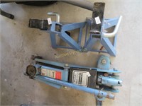 2-Ton Floor Jack and Two Jack Stands