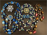 Vintage blue colored jewelry lot