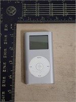 Apple iPod mini 2nd Generation 4GB Silver Model