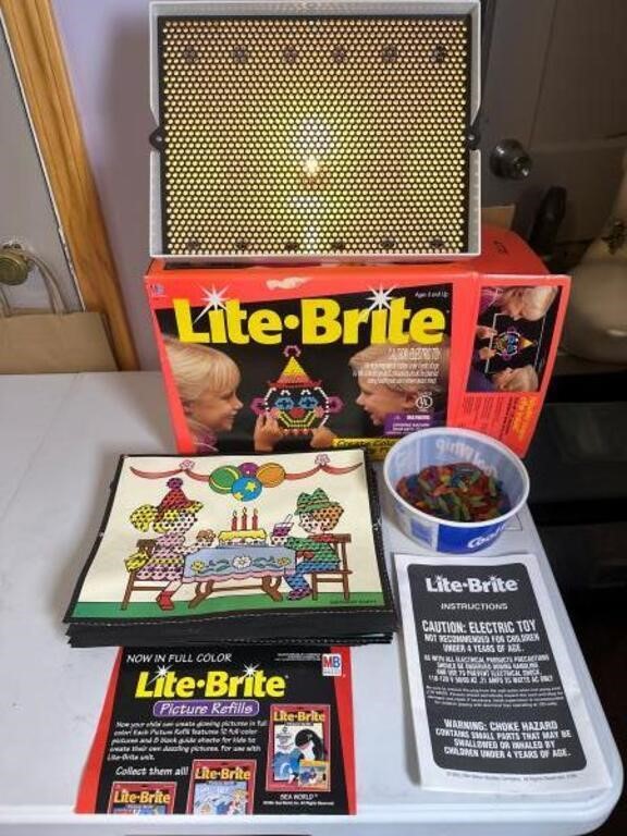 1993 Lite Brite. Milton Bradley.
