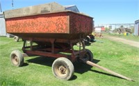 300 Bushel gravity wagon with running gear with 6
