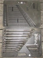Craftsman wrench set. Sizes 5/16"-1 1/8" in case,