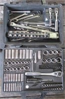 Craftsman 126 piece tool set in case, appears to