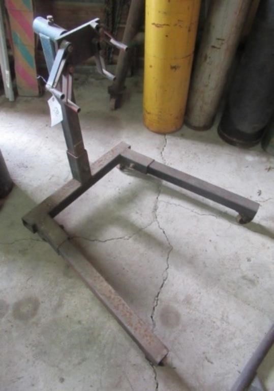Heavy duty engine stand.
