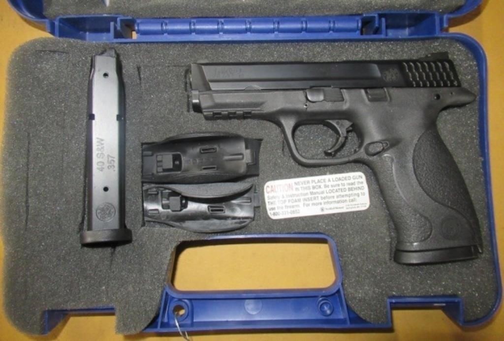 Smith and Wesson model M&P 40 40 cal. 15 shot