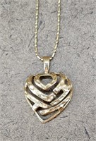 14kt Gold Heart Pendant Necklace 4.19g