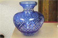 Cutglass vase