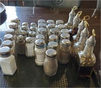 LOT OF GLASS TABLE SHAKERS