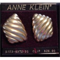 Anne Klein Clip On Earrings NOC