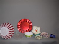 Assorted Plasticware (Damage to some items)