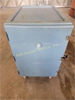 Cambro chiller 1826LTC. Food storage cart, Used