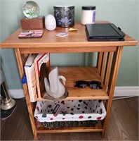 L - SIDE TABLE / STANDW/ CONTENTS (M13)
