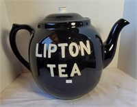 STORE DISPLAY LARGE LIPTON TEA POT