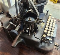Antique Oliver Typewriter and Case
