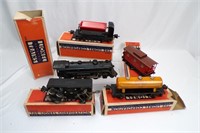 Lionel Engine with Cars