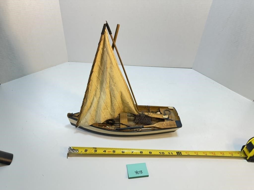 Little Dingy Model Boat