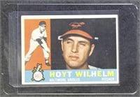 Hoyt Wilhelm 1960 Topps #395 Baseball Card, with s