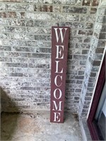 WELCOME WOODEN SIGN