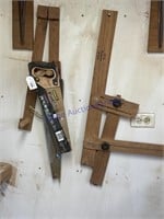 3 HAND SAWS, MOULDING JIG