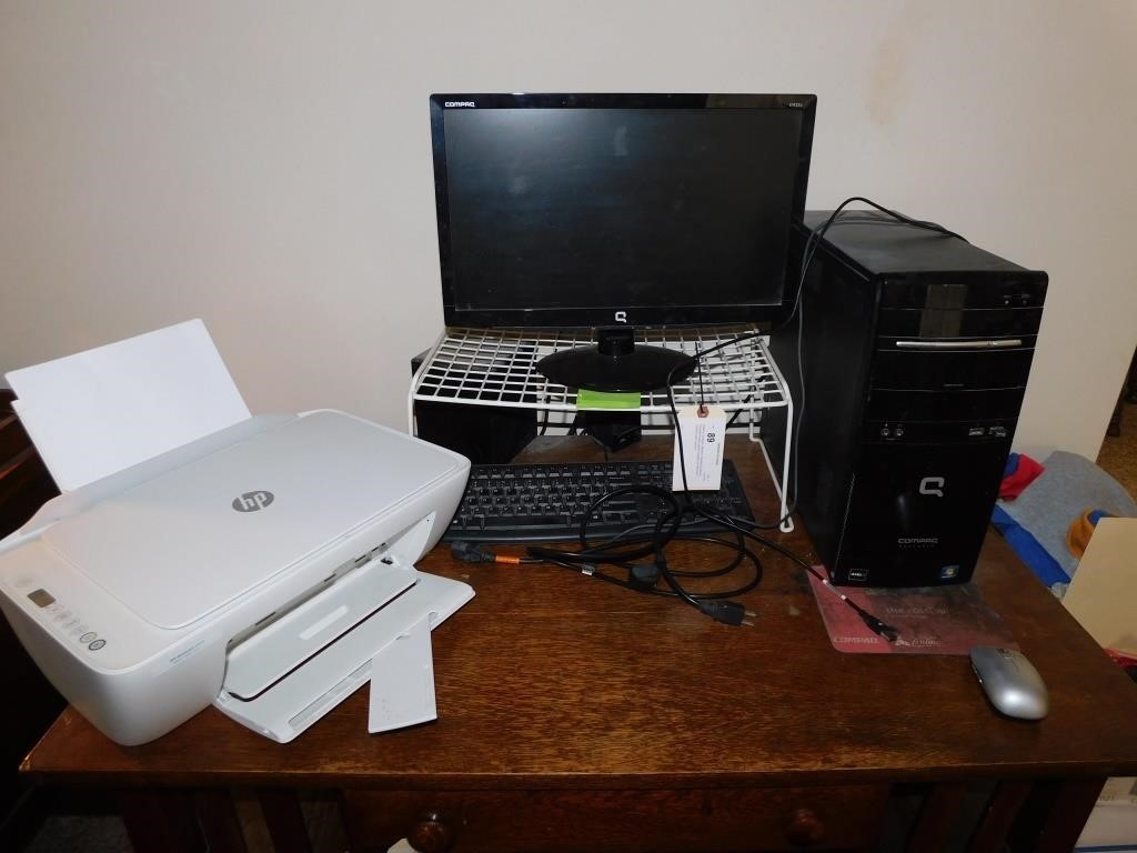 Desktop Computer, Monitor, Keyboard & Mouse