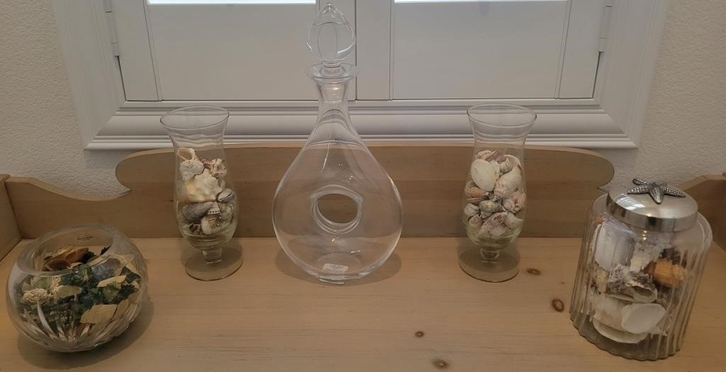 L - DECANTER, POTPOURRI, SHELL COLLECTION (N30)
