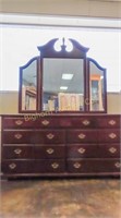 Cherry 9-Drawer Dresser w/Tri-Fold Mirror