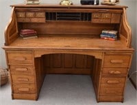 Beautiful Oak Roll Top Desk