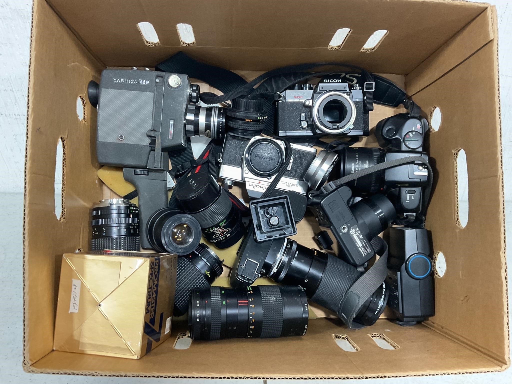 Mixed Lot of Vintage Cameras