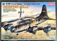 B-17F Flying Fortress "Memphis Belle" Model