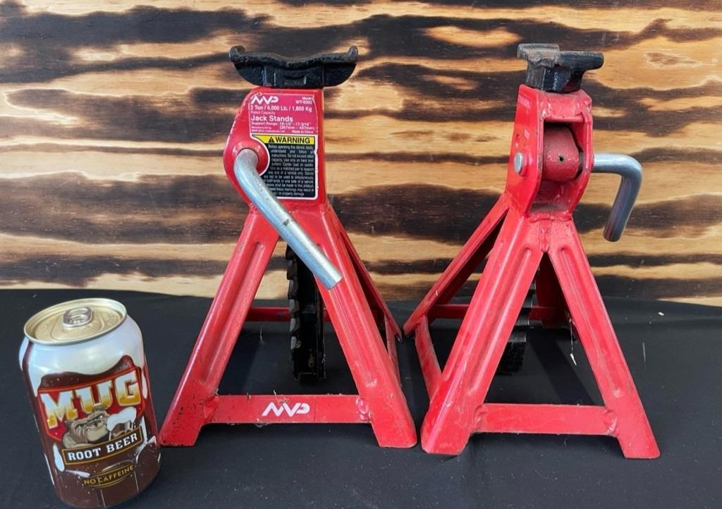 Jack Stands ( NO SHIPPING)