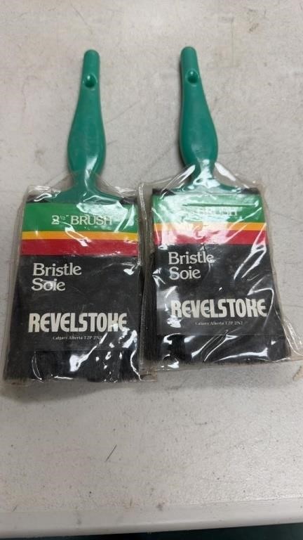( New / Packed ) REVELSTOKE 2.5 BRUSH Bristle